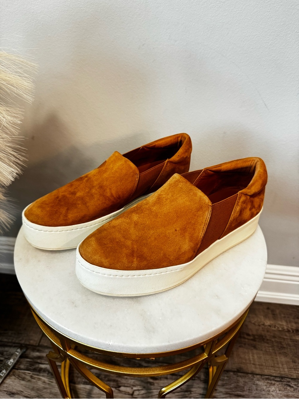 Vince Women's Suede Slip-On Sneakers in Cognac Sz 9 - Picture 2 of 14